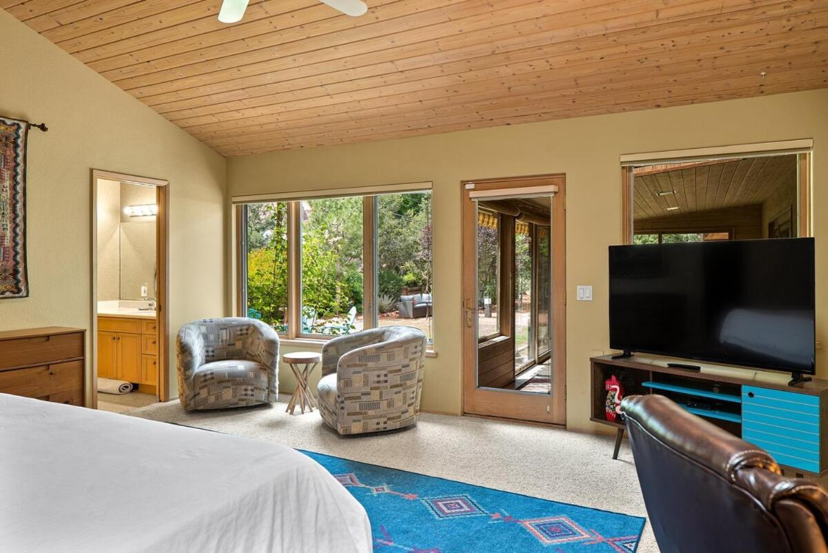 Holiday home Secluded Mountain Shadows Escape With Yoga *